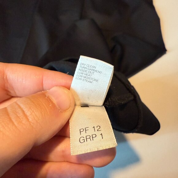 St John Women 8 Dress Pant Straight Leg Press Pleated Black Minimalist Classic - Picture 7 of 12